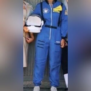 White and Black Space Helmet